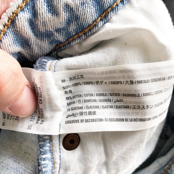 ABERCROMBIE The Mom High Rise Curve Love Light Wash Jeans Womens 26 Long - Picture 6 of 9